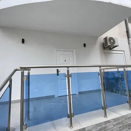Erlu Appartamento Golem (Tirana)
